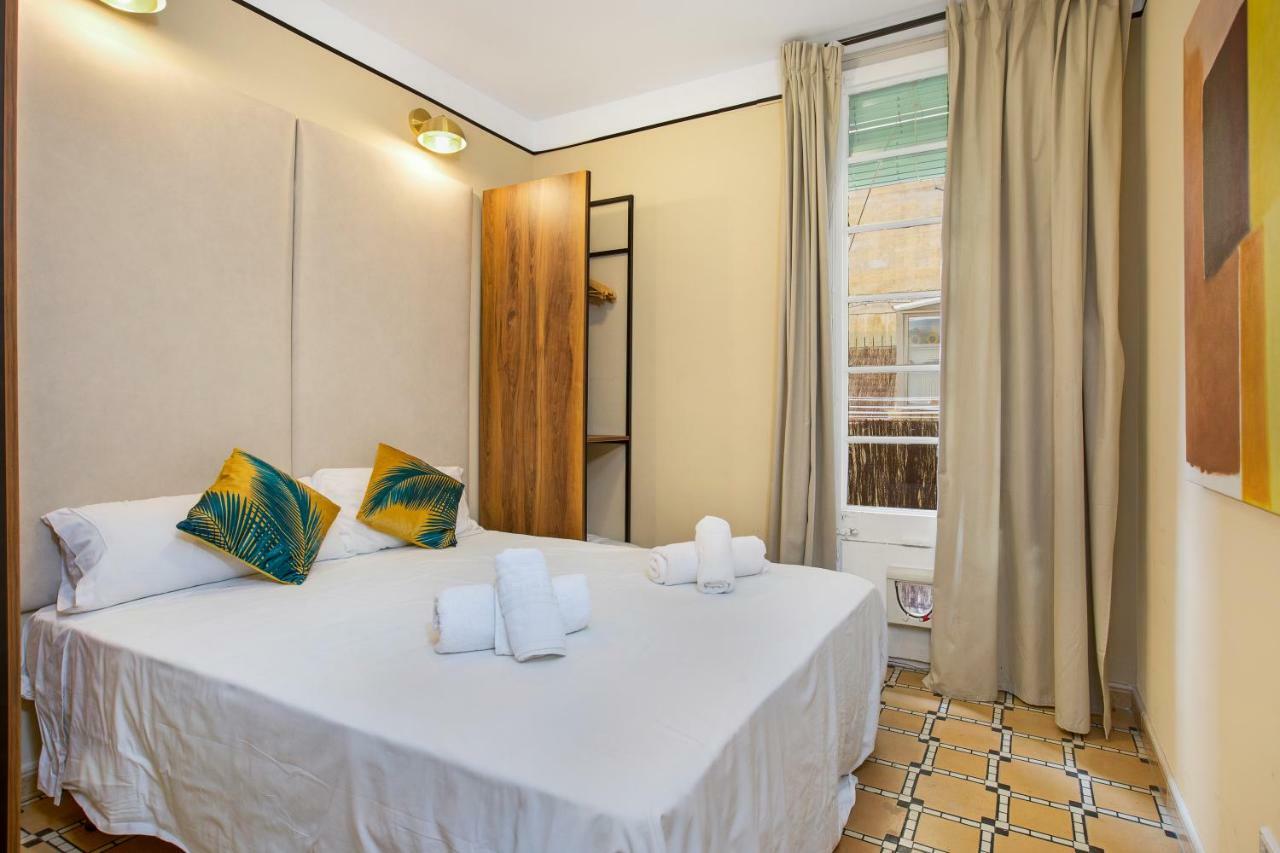 Stay U-Nique Apartments Floridablanca Barcelona Bagian luar foto